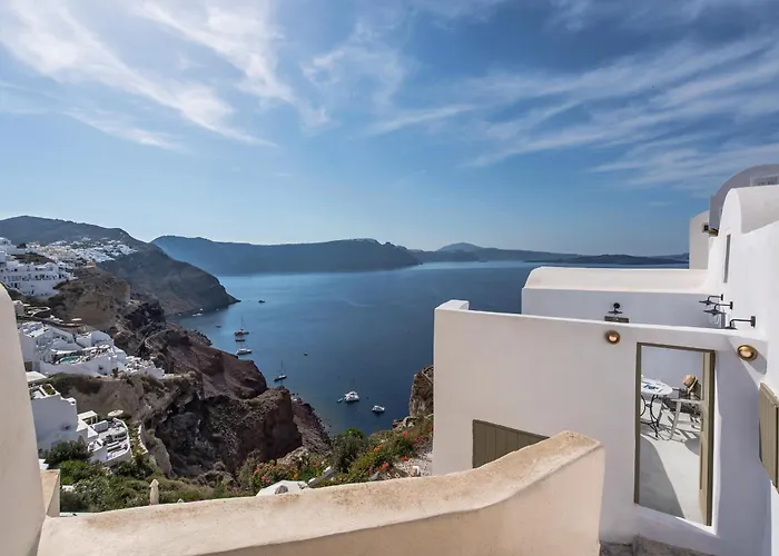 Rhenia's * Oia (Santorini)